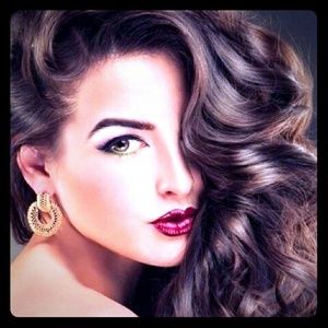 Meet your Posher, Louie Vuittona Donna